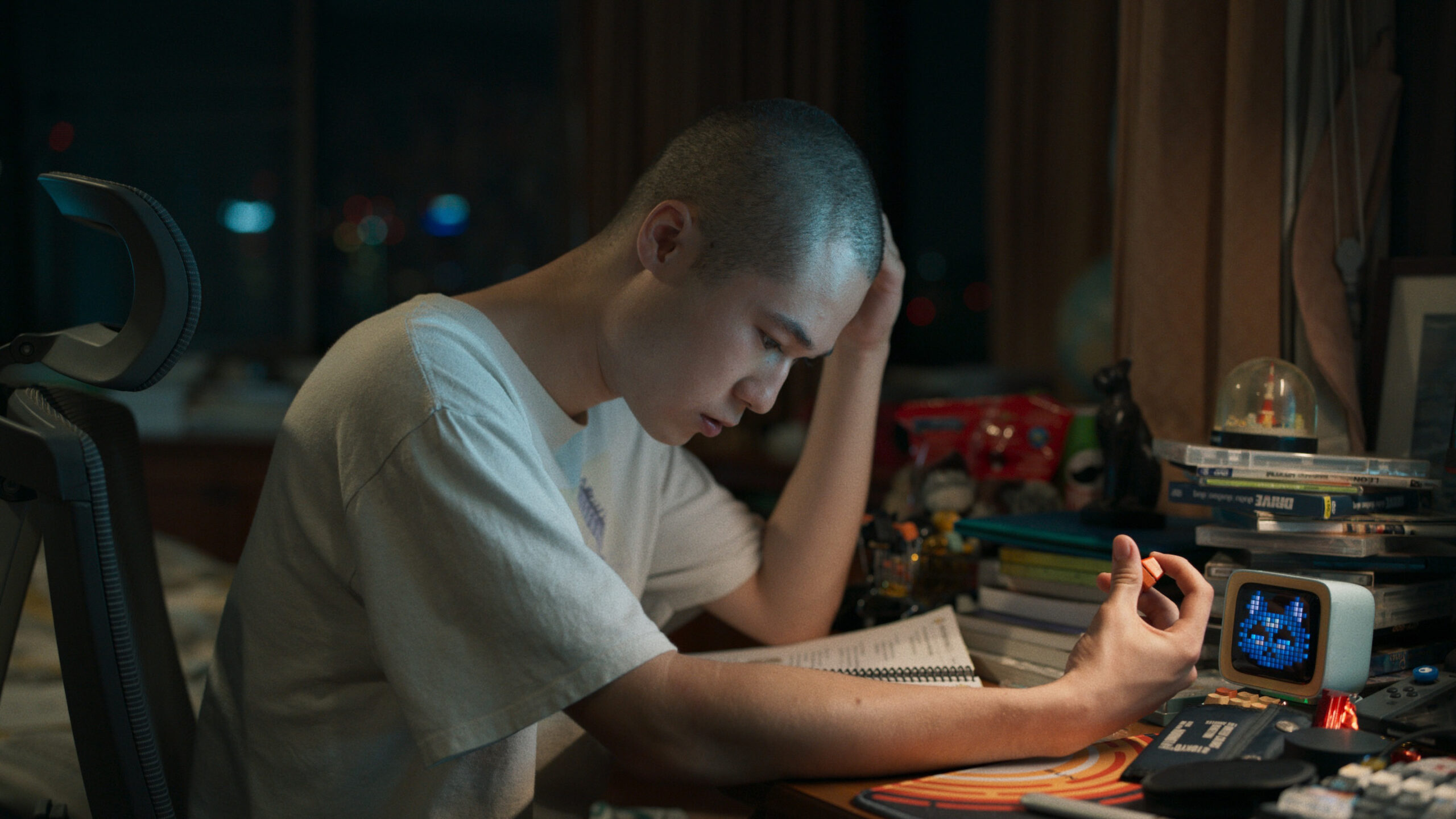 Arnold Is a Model Student