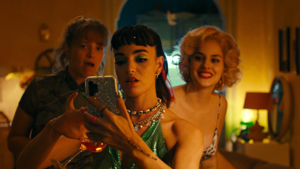 Les Femmes au Balcon - Lux Film Festival